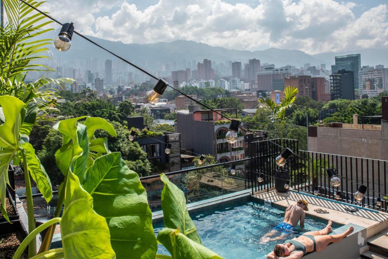 Los Patios Hostel Medellín Exteriör bild